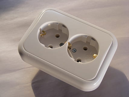 Ground Socket